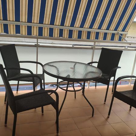 Piso Recien Reformado A Menos De 50M De La Playa Apartment Torrevieja Ngoại thất bức ảnh